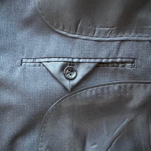 DOLCE & GABBANA Luxurious Charcoal Check Sport Coat - 42R - Picture 12 of 13